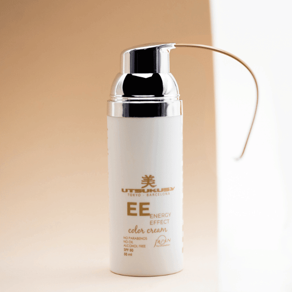 Utsukusy EE crema energizante con protector solar y tratamiento para pieles medias